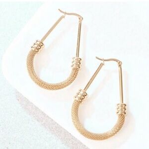 Gold U-Shape Mesh Hoop Earrings